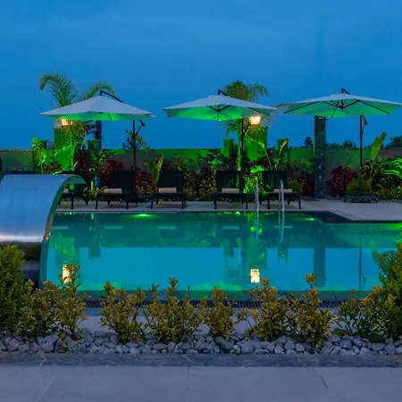 Edem Diamond Villa *