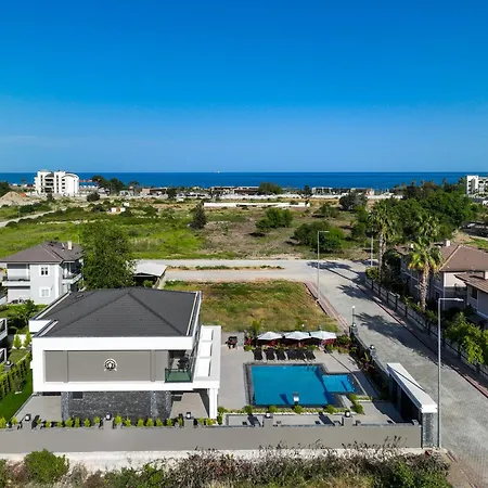 Edem Diamond Villa *