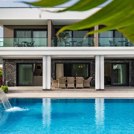 Edem Diamond Villa *